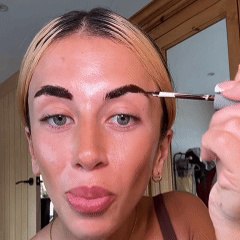 48-hour eyebrow gel – long-lasting, natural and waterproof✨