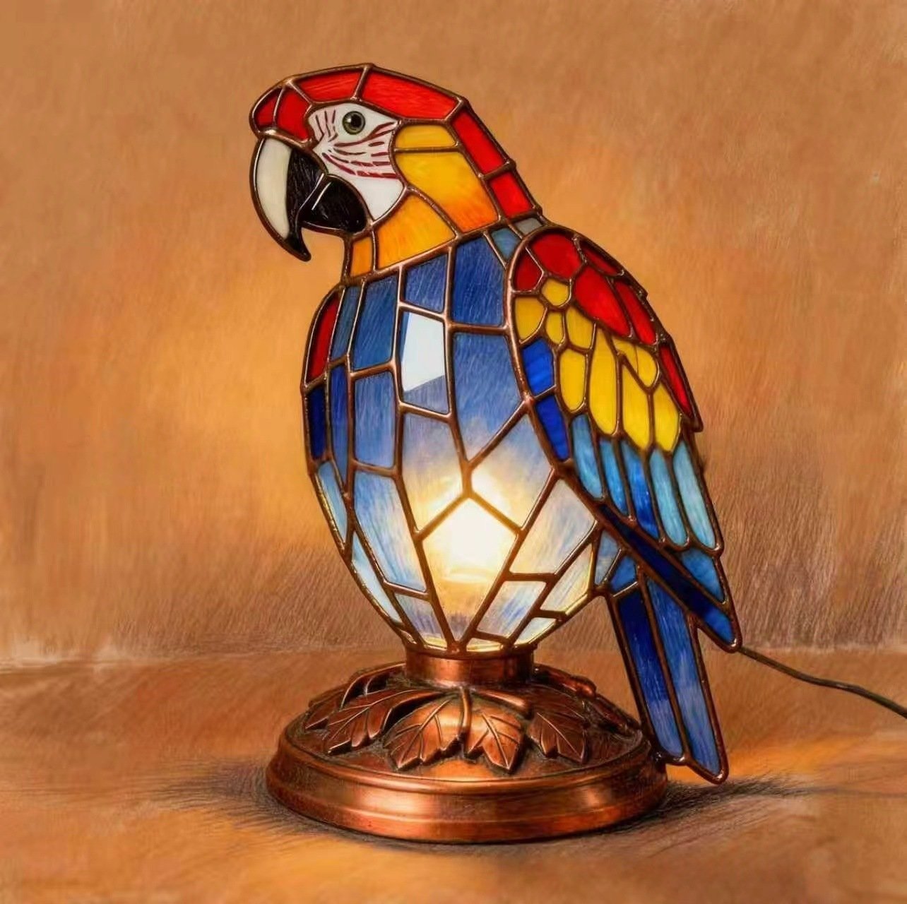 🐦🔴 Cardinal USB Lamp – Artistic bird table lamp with cozy USB-powered light! ✨🎨