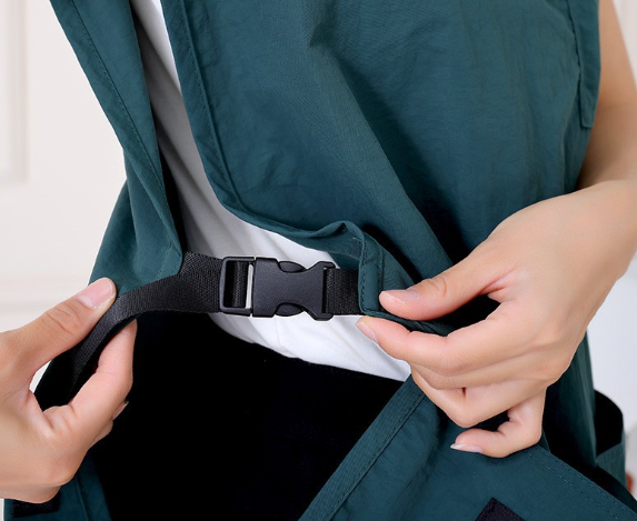 Adjustable Waterproof & Oil-Proof Apron Vest – Versatile Workwear for Kitchen, Coffee Shop & Salon