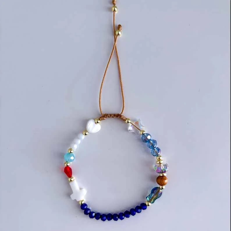 ✝️🙏There's a story behind the handmade "Jesus bracelet"