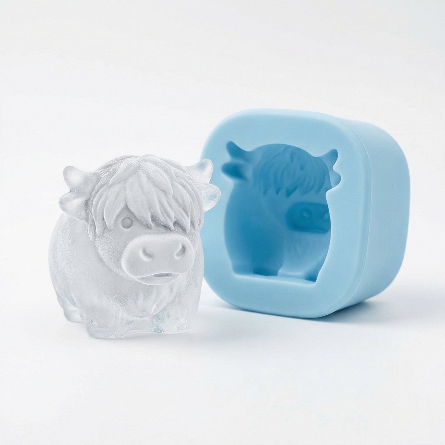 🐮 Mini Highland Cow ice cube tray and dessert mold 🧊🍪 Cute 3D ice cubes for drinks, parties, and gifts💕
