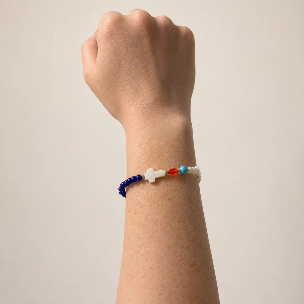 ✝️🙏There's a story behind the handmade "Jesus bracelet"