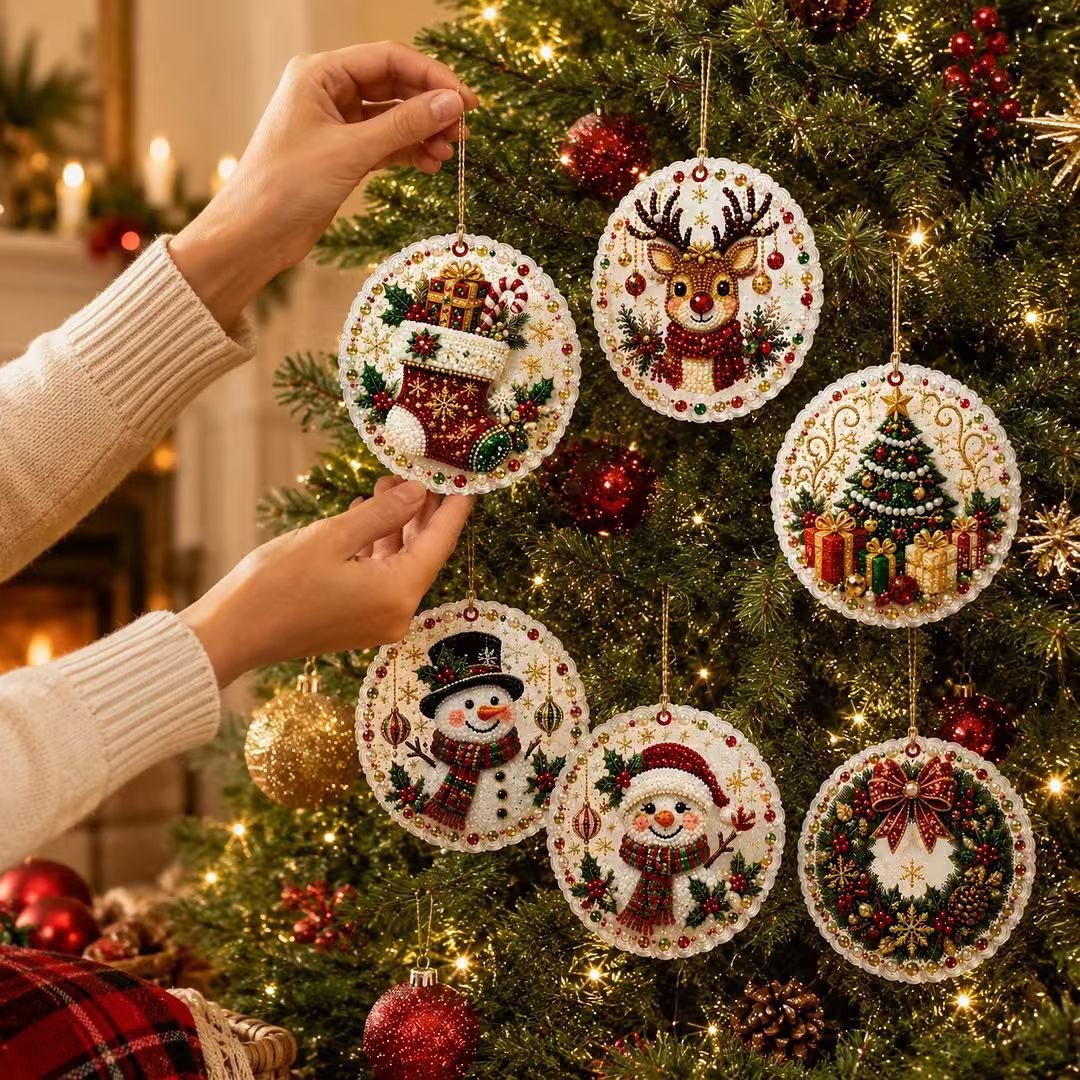🎄🦌 6-Pack Christmas Diamond Painting Ornament Kit | Make Beautiful Hand‐Made Decorations🎁