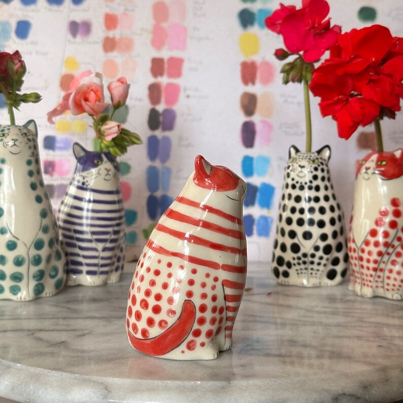 ⏳ Limited-time offer ⏰ Polka dot cat vase
